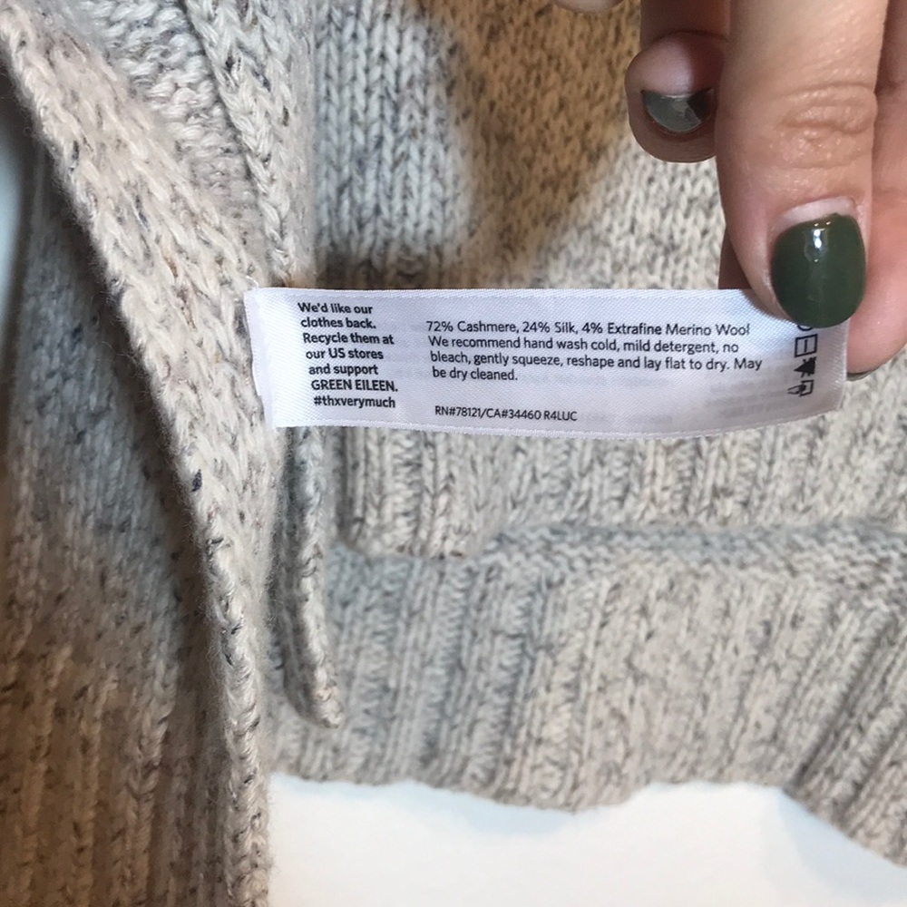 Cashmere and Silk Eileen Fisher Sweater - Picture 7 of 7